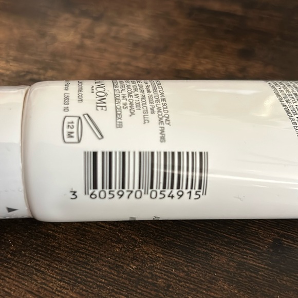 Lancôme Creme Radiance Gentle Cleansing Creamy-Foam -Normal to Combo skin 4.2 oz - Picture 5 of 5